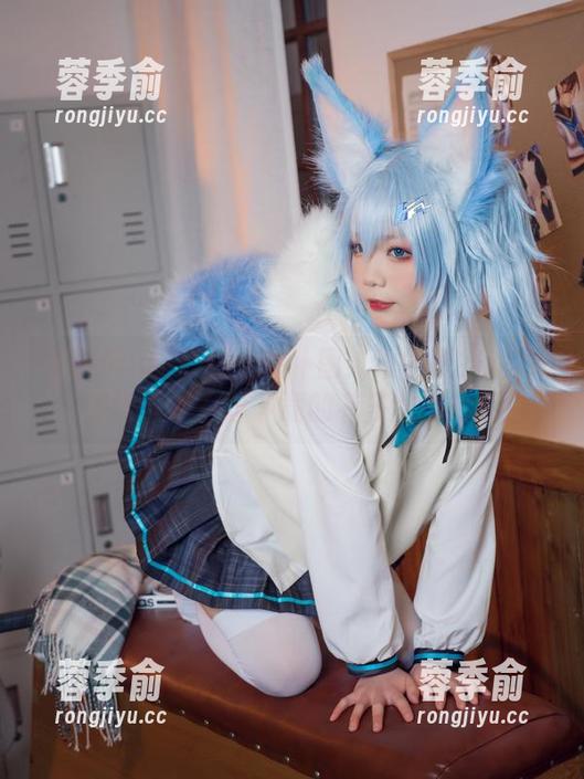 王胖胖u 王胖胖u的爱丽丝女仆图:谁能抵挡这种视觉诱惑?想下载的有多么可怜呢