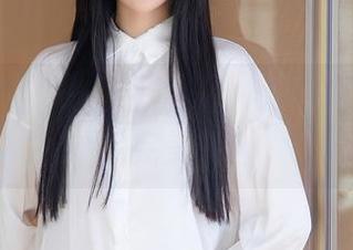 秀人网 – 不止是白裙，Nic妮可可和网盘的完美组合