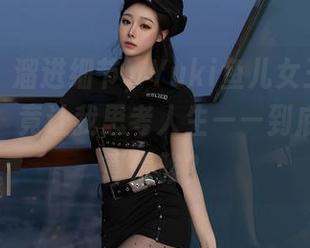 秀人网 – 溜进细节，Yuki鱼儿女王图集最新更新，竟让我思考人生——到底什么才算优雅？