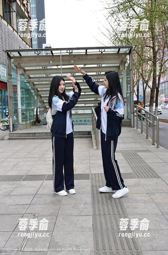 秀人网-于诺诺ise 秀人网 - 套图新晋女王,于诺诺ise的浴室分享,心绪各异的那种…