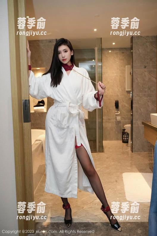 秀人网-刘婷婷 秀人网 - ци加刘婷婷的长腿福利写真,有点太蚕食人心了,想知道还有什么值得追逐的吗?
