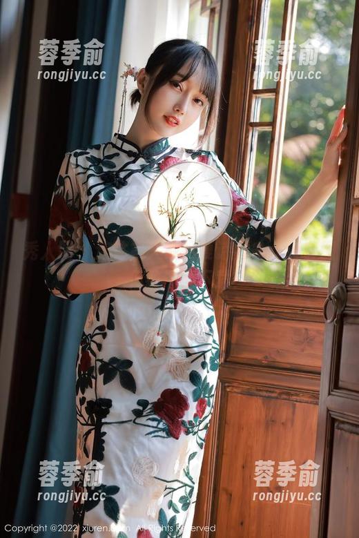 秀人网-夏诗雯Sally 秀人网 - 连体衣大战!夏诗雯Sally套图,你敢不敢下载!