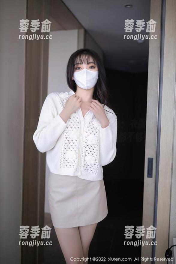 秀人网-小樱koko 秀人网 - 小樱koko全套图集:衣服多就像我一天喝的咖啡,永远都不够!