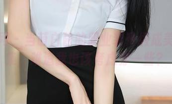 秀人网 – 当萌白酱的职业装升级成美图合集，难道我也该考虑穿一些？
