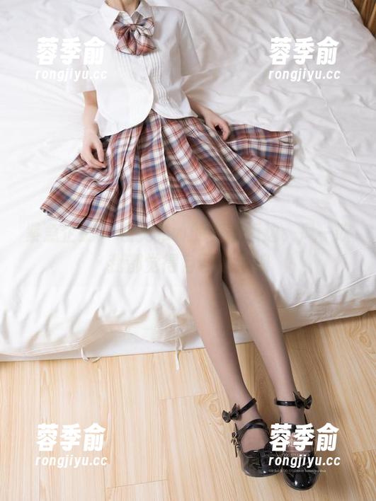 紧急企划-见希w 紧急企划 - 在见希w的美图海边,风一吹我都觉得自己是海浪