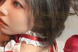 微密圈 – 我没想到女佣吊带还能有这种气场，观赏纪念小小v的图册让我有点心动，不知道为什么。