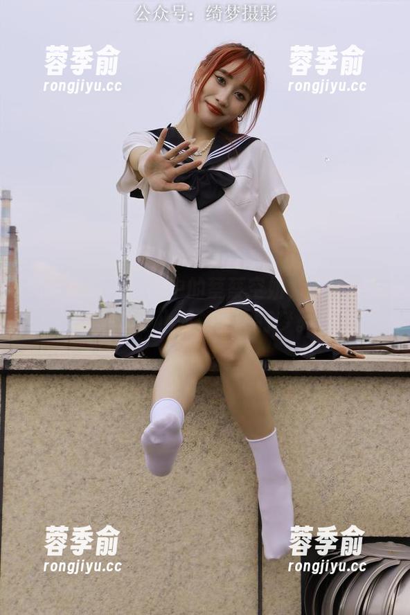 绮梦摄影-蔡蔡 绮梦摄影 - 美图中的蔡蔡空姐,居然让我想起了小时候的飞行梦。
