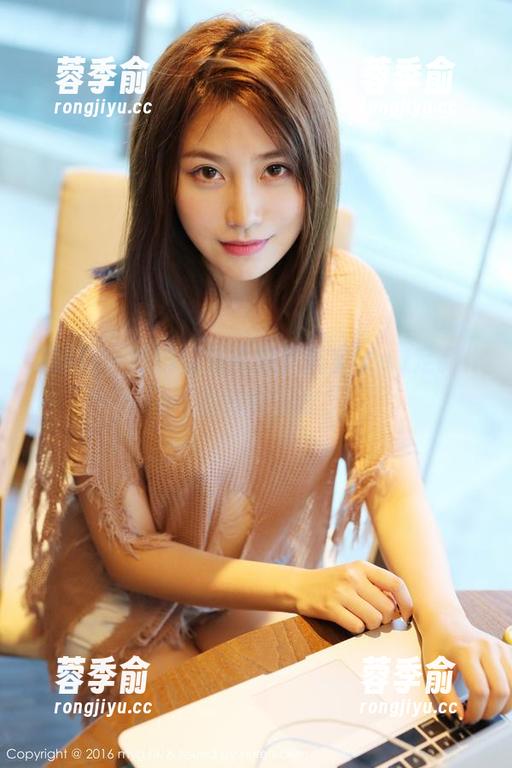 美媛馆 - 婚纱框架再现，八宝icey定制作品玩得真溜