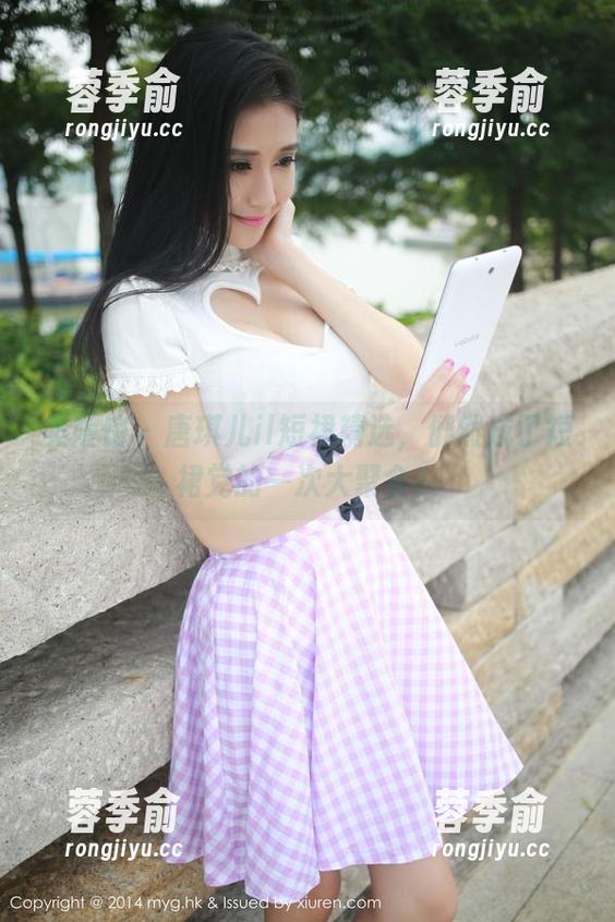 美媛馆 - 唐琪儿il短裙精选，俨然成了短裙党的一次大聚会！