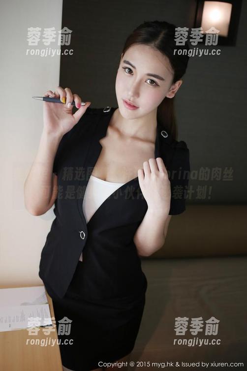 美媛馆 - 精选图集：许诺Sabrina的肉丝，可能是健身房小伙伴的逆袭计划！