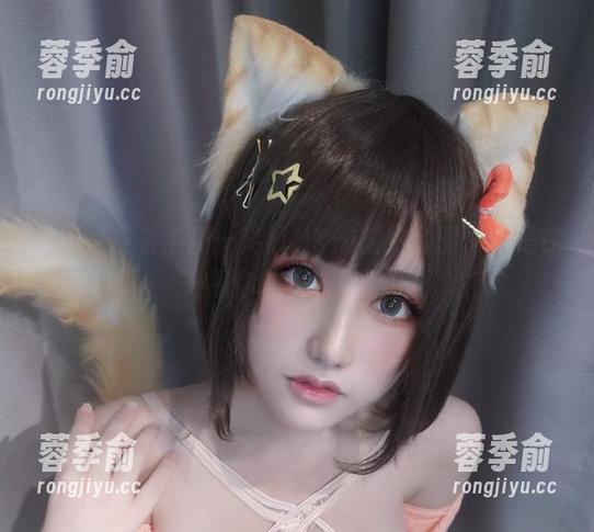 芊川一笑MNK 你不是在看芊川一笑MNK的旅拍套图,你是在升级你的快乐指数!