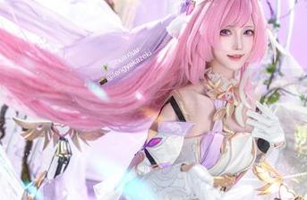 这一套图包来自花兮_honoka：六叠间的宁静快照，好像可以听见她心里在说悄悄话