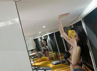 微密圈 – 葛征又来了一波，最新的粉色蕾丝原图，心里乐开花，这也太甜了吧！