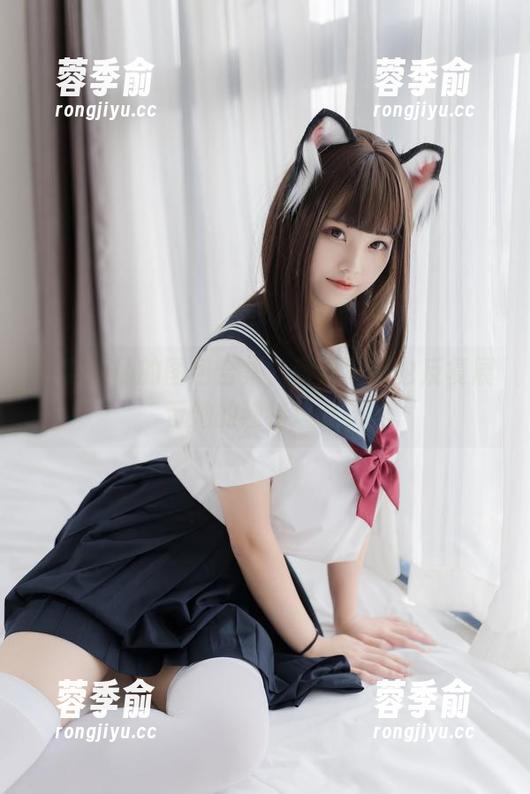 蜜汁猫裘 守财狐仙的图包合集,蜜汁猫裘也反复展示她的独特风味!