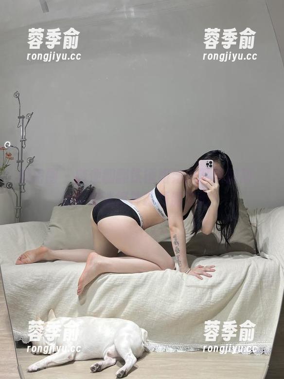 铁锤姐姐 微密圈 - 随便翻翻铁锤姐姐的写真图册,被姿势迷得神魂颠倒了啊!
