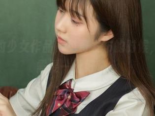 镜酱的少女作品，免费发布的时候，你只需要一份好奇。