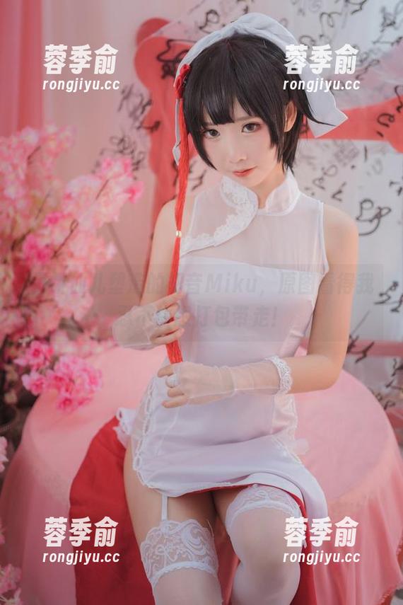 面饼仙儿 面饼仙儿塑造的初音Miku,原图看得我忍不住想打包带走!